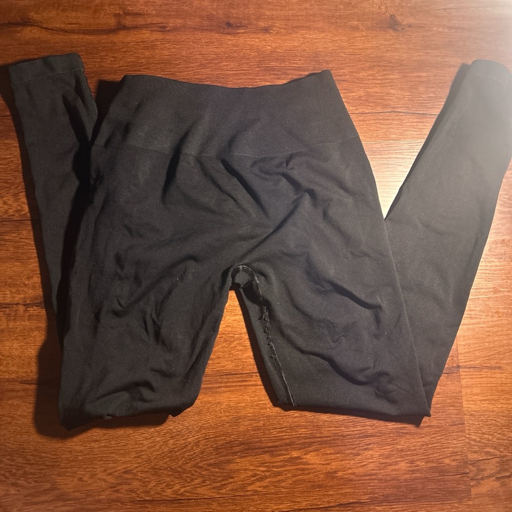 Alphale Black Leggings